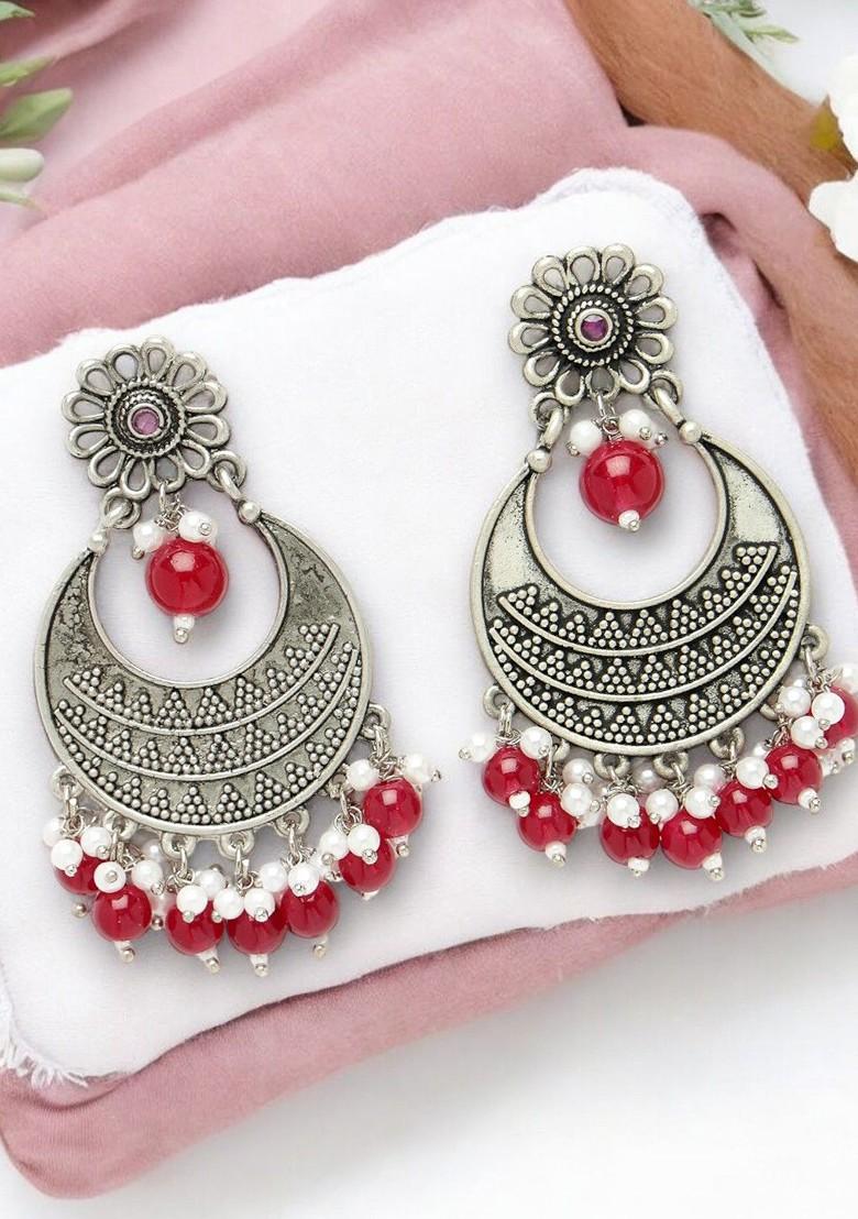 Silver Plated Stone Stud And Pearl Bead Oxidised Crescent Shaped Chandbalis Earrings
