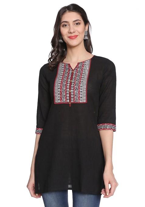 Women Solid Round Neck With Notch Pure Cotton Kurti