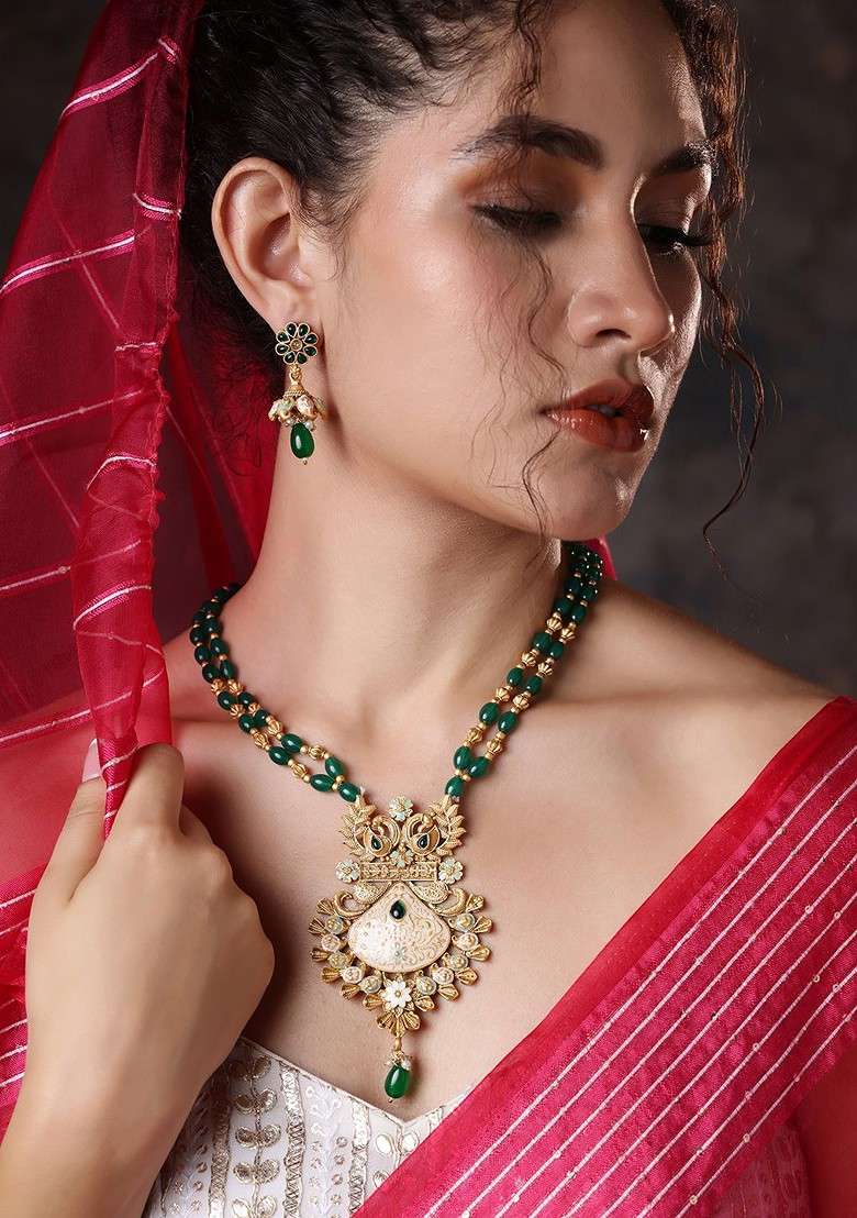 Gold Plated Stone Studded And Beaded Jewellery Set - Indya