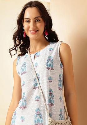 Floral Printed Keyhole Neck Pure Cotton Straight Kurta