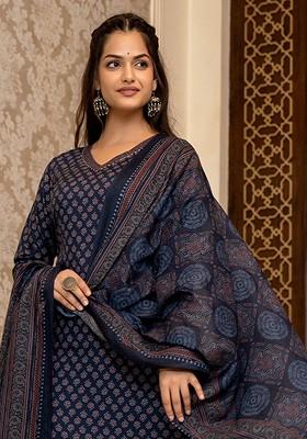 Ethnic Motifs Printed Regular Gotta Patti Straight Kurta With Trousers And Dupatta