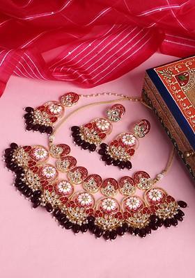 Red Gold Plated Kundan Studded And Beaded Jewellery Set