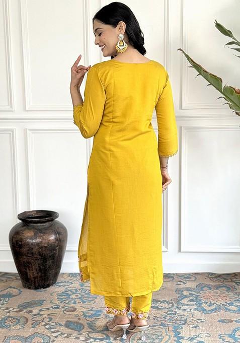 Women Ethnic Motifs Embroidered Regular Thread Work Chanderi Cotton Kurta with Trousers & With Dupatta