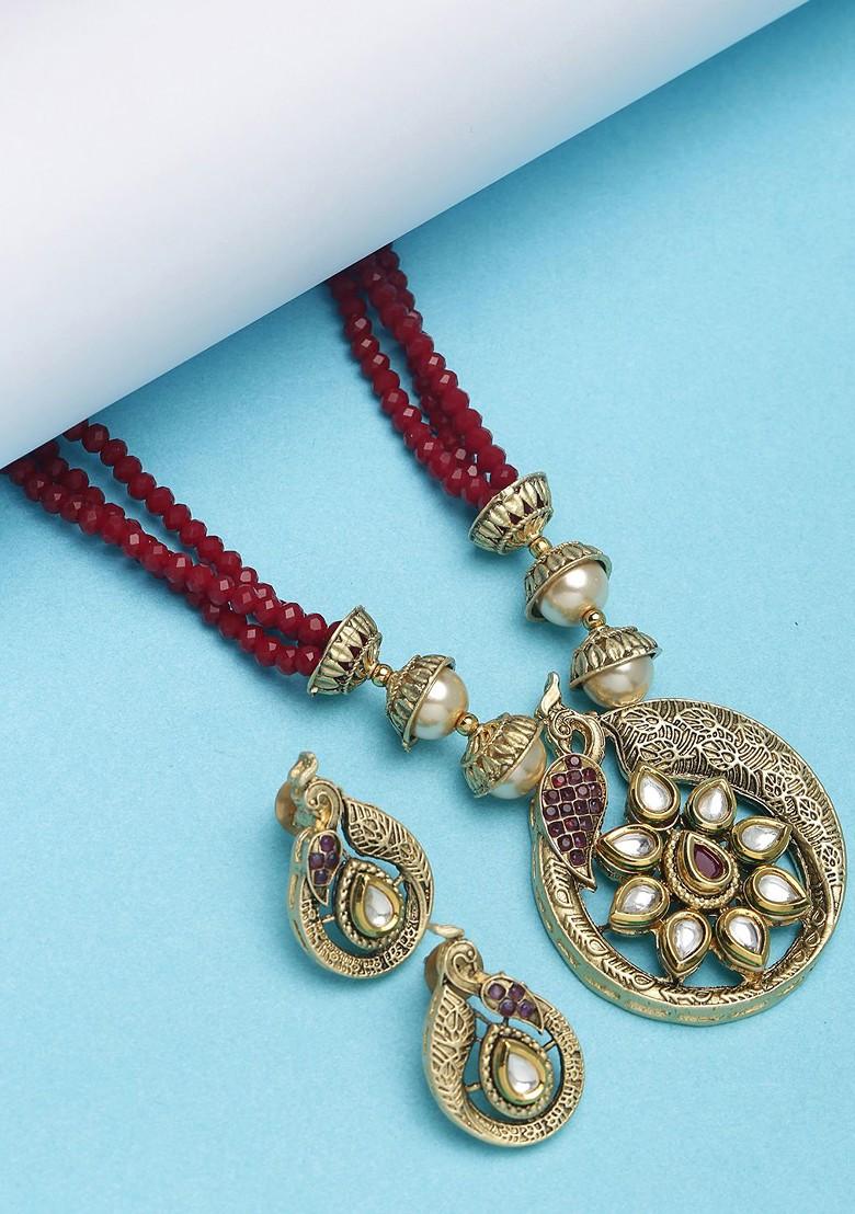 Women Gold Plated Red Kundan Jewellery Set