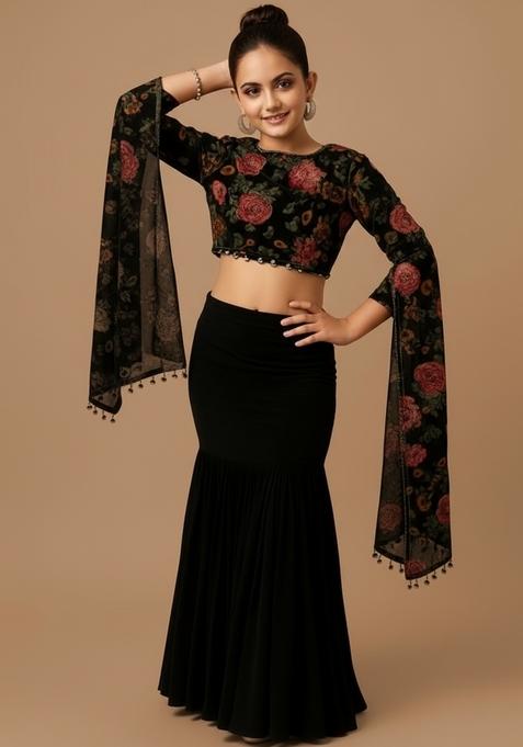 Girls Black Embroidered Tissue Fusion Set