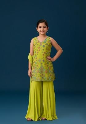 Girls Green Embroidered Georgette Kurta Set