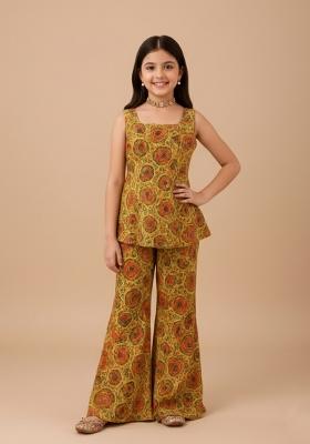 Girls Yellow Floral Print Dola Silk Fusion Set