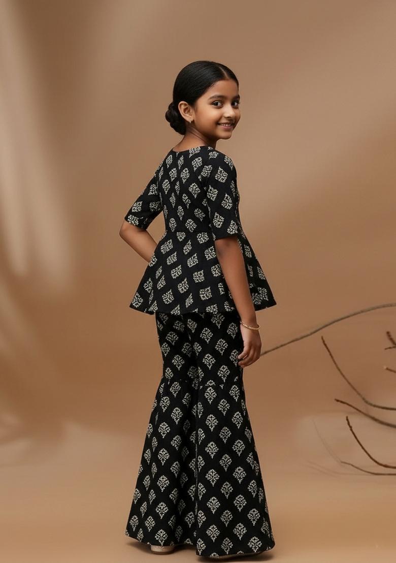 Girls Black Floral Print Cotton Fusion Set - Indya