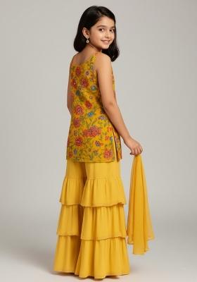 Girls Yellow Floral Print Crepe Kurta Set