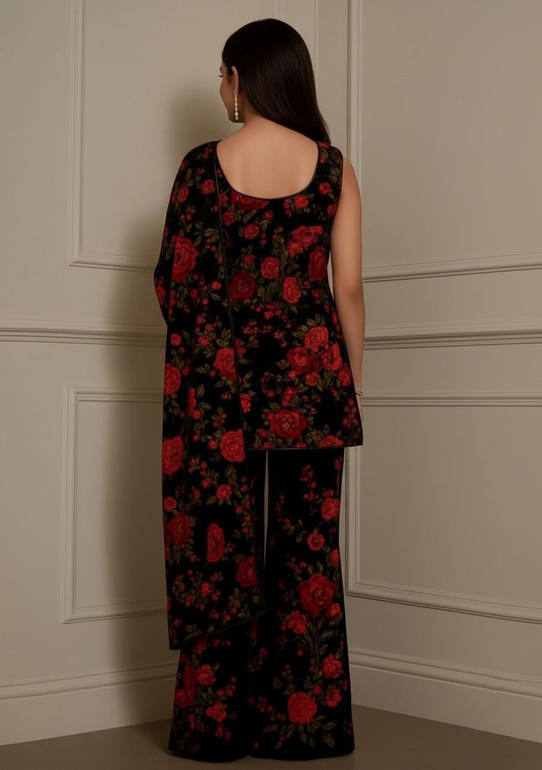 Girls Black Embroidered Georgette Kurta Set - Indya