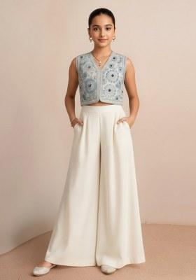 Girls White Embroidered Georgette Kurta Set