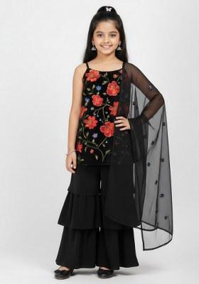 Girls Black Floral Print Crepe Kurta Set