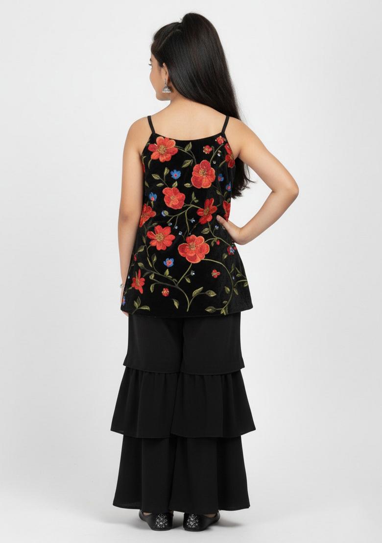 Girls Black Floral Print Crepe Kurta Set - Indya