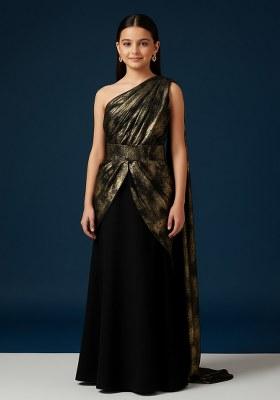 Girls Black Foil Print Chinon Pre Draped Saree Set