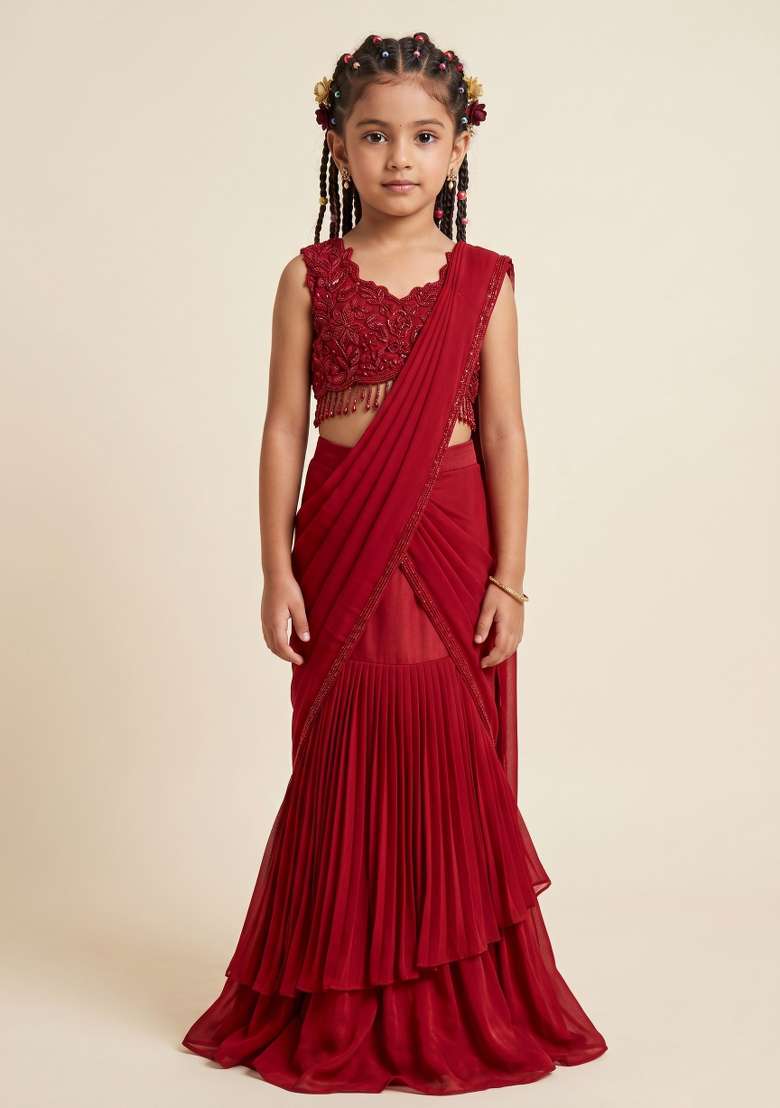 Red Crepe Handwork Pre Draped Saree Set For Girls - Indya