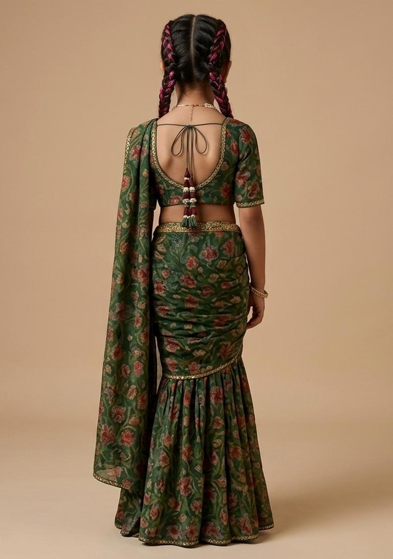 Girls Green Printed Chiffon Pre Draped Saree Set - Indya