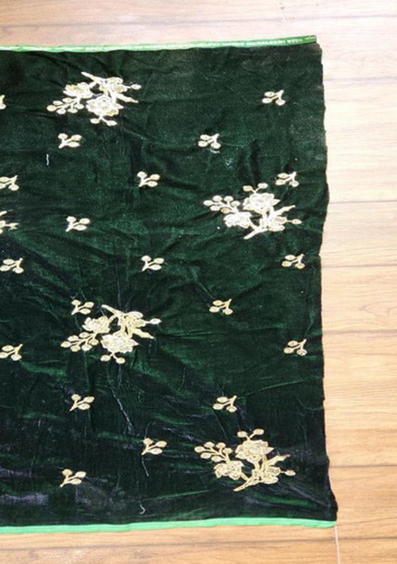 Black Velvet Sequins Embroidered Fusion Set - Indya