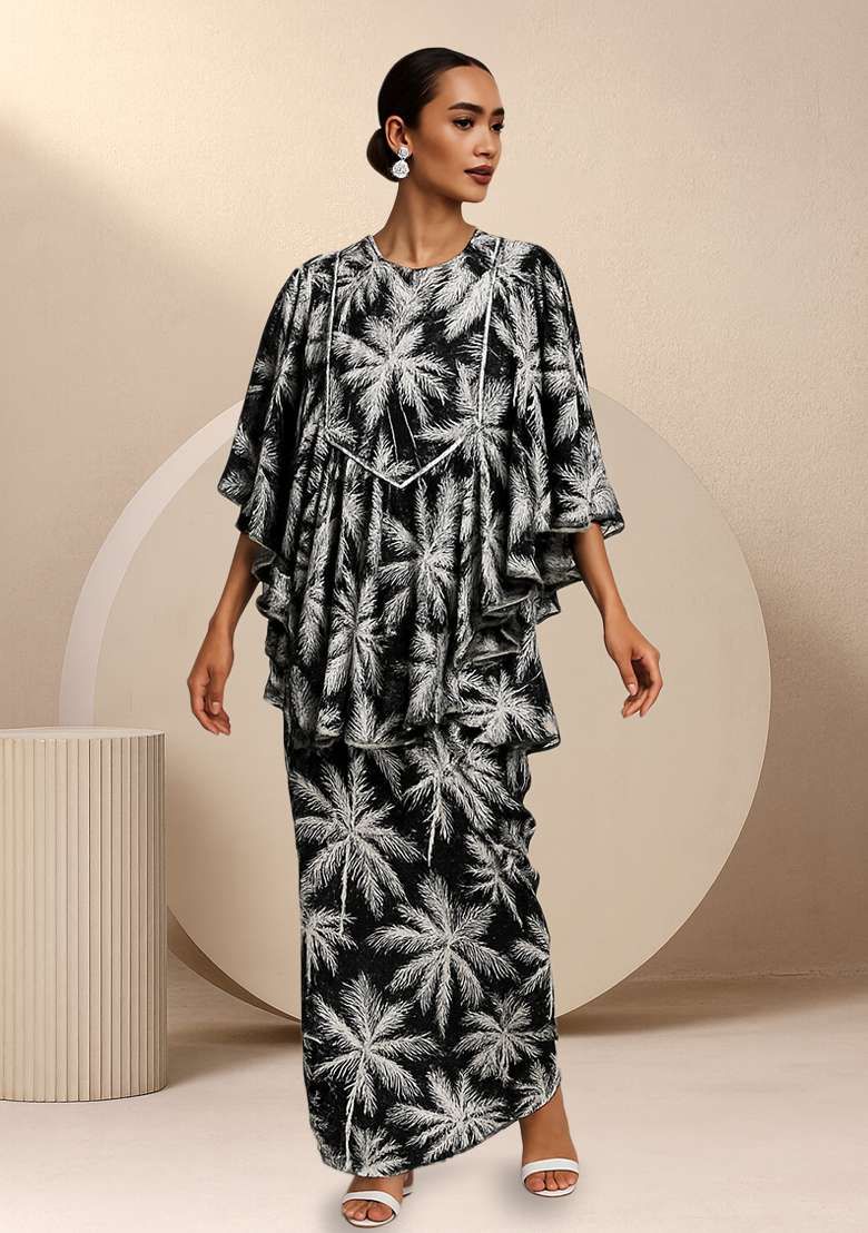 Black Poly Blend Fusion Set with Printed for Diwali | Wedding & Festive Wear - Indya