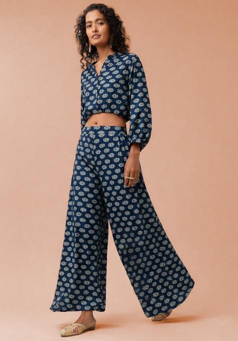 Navy Blue Poly Blend Printed Fusion Set