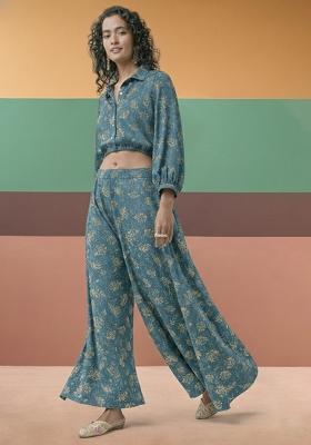 Teal Embroidered Net Fusion Set