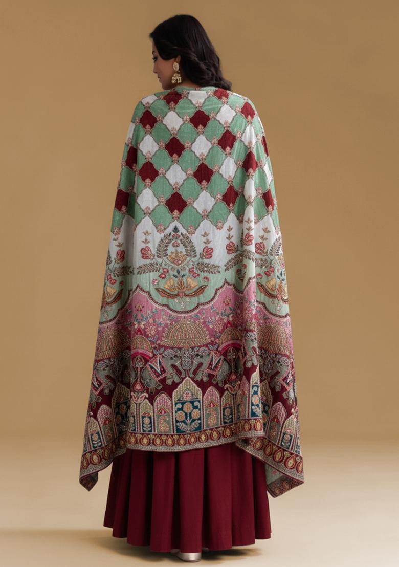 Red Figure Print Crepe Fusion Set - Indya