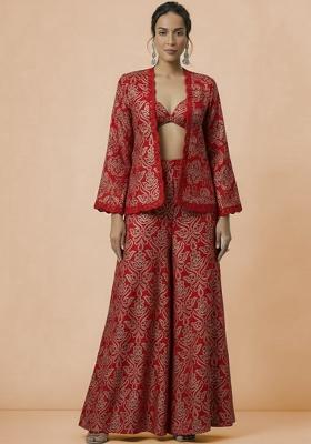 Red Embroidered Tissue Fusion Set