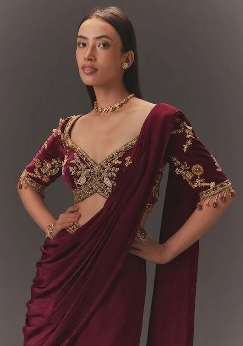 Wine Hand Work Chinon Fusion Set - Indya