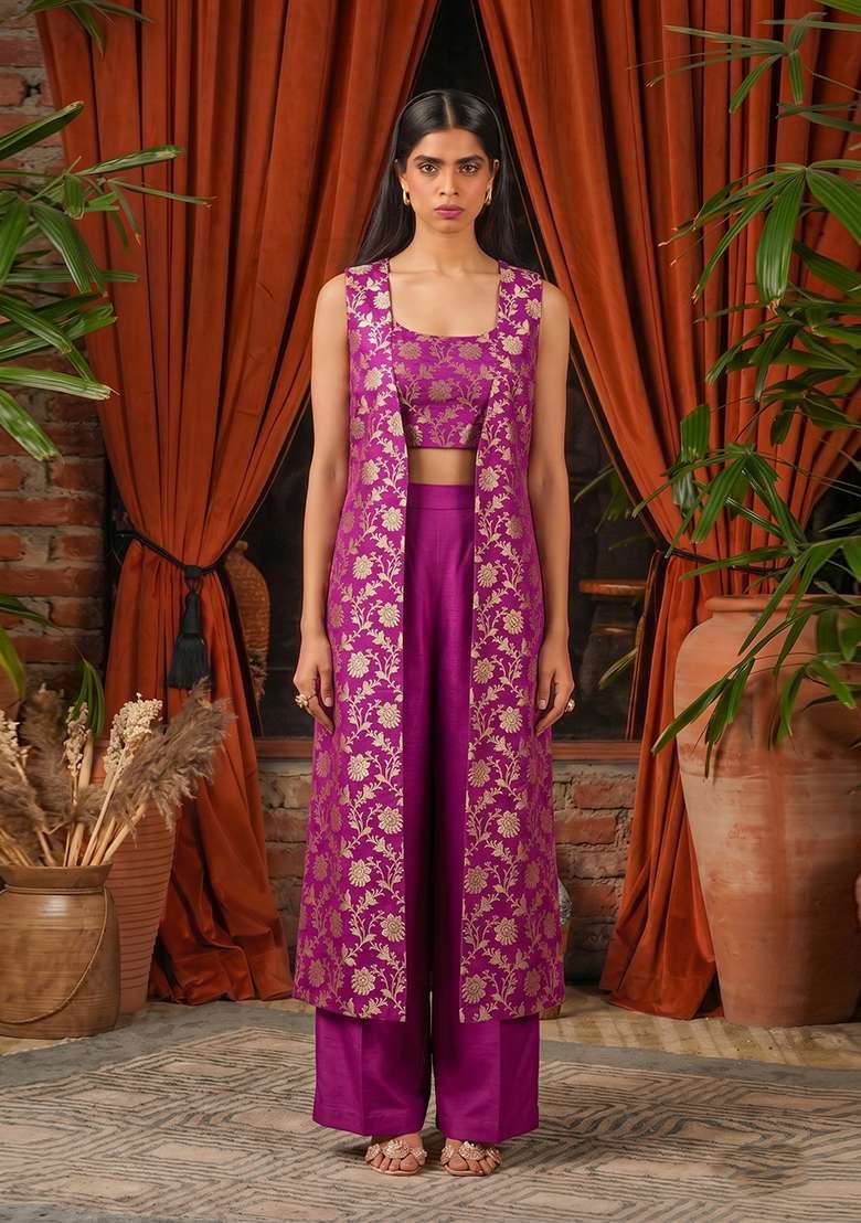 Pink Silk Fusion Set with Embroidered for Diwali | Wedding & Festive Wear - Indya