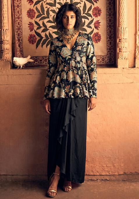 Jet Black Printed Crepe Fusion Set