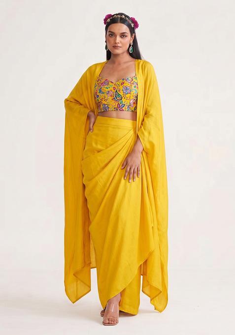Lemon Yellow Silk Blend Embroidered Fusion Set