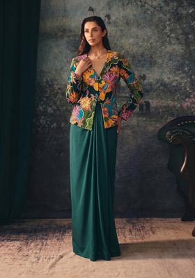 Bottle Green Embroidered Silk Fusion Set
