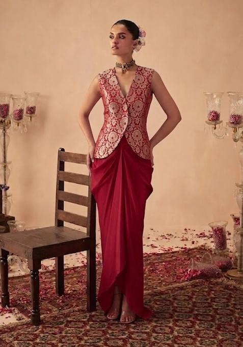 Maroon Brocade Fusion Set