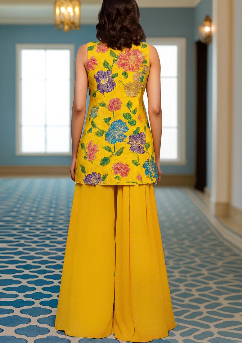 Yellow Embroidered Crepe Kurta Set - Indya