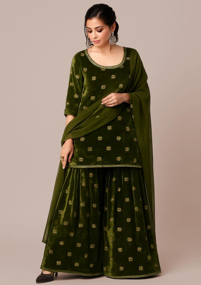 Green Embroidered Velvet Kurta Set - Indya