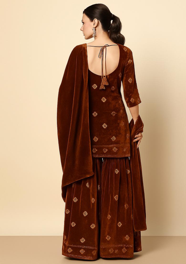 Maroon Embroidered Velvet Kurta Set - Indya