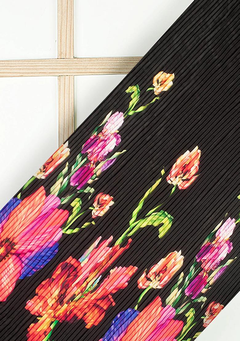 Black Crepe Floral Printed Kurta Set - Indya