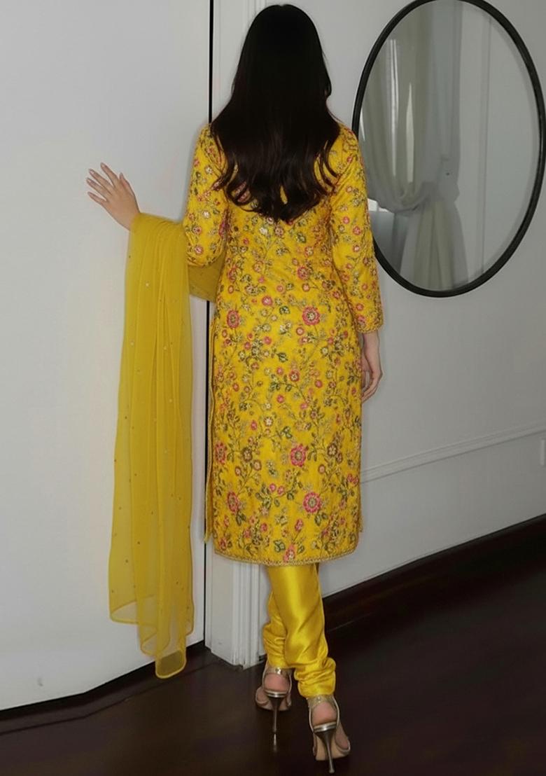 Yellow Embroidered Crepe Kurta Set - Indya