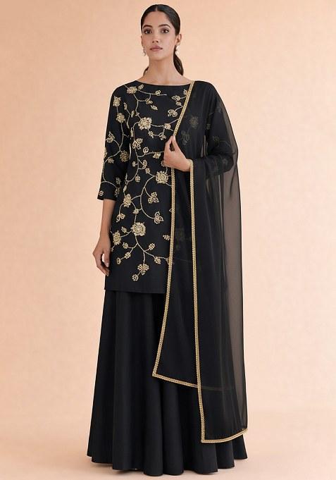 Deep Emerald Green Embroidery Blouse Crepe Lehenga Set