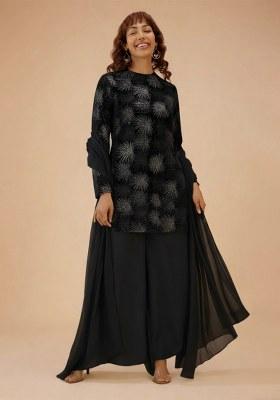 Black Embroidered Velvet Kurta Set