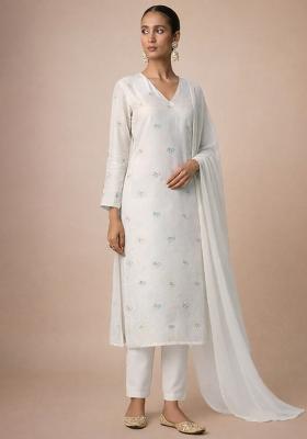Off White Embroidered Chanderi Kurta Set