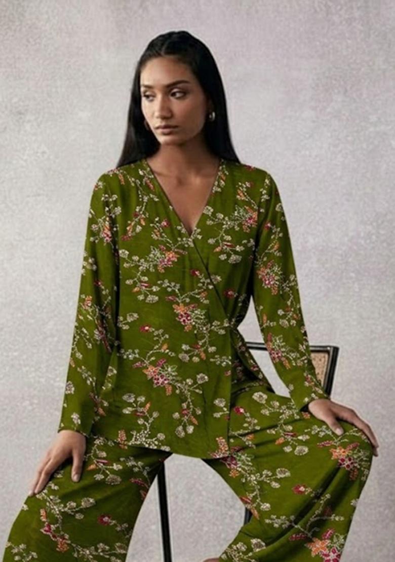 Mehendi Green Embroidered Crepe Fusion Set - Indya