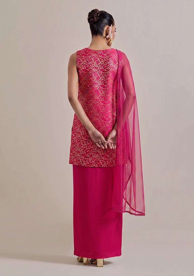 Hot Pink Brocade Fusion Set for Diwali | Wedding & Festive Wear - Indya