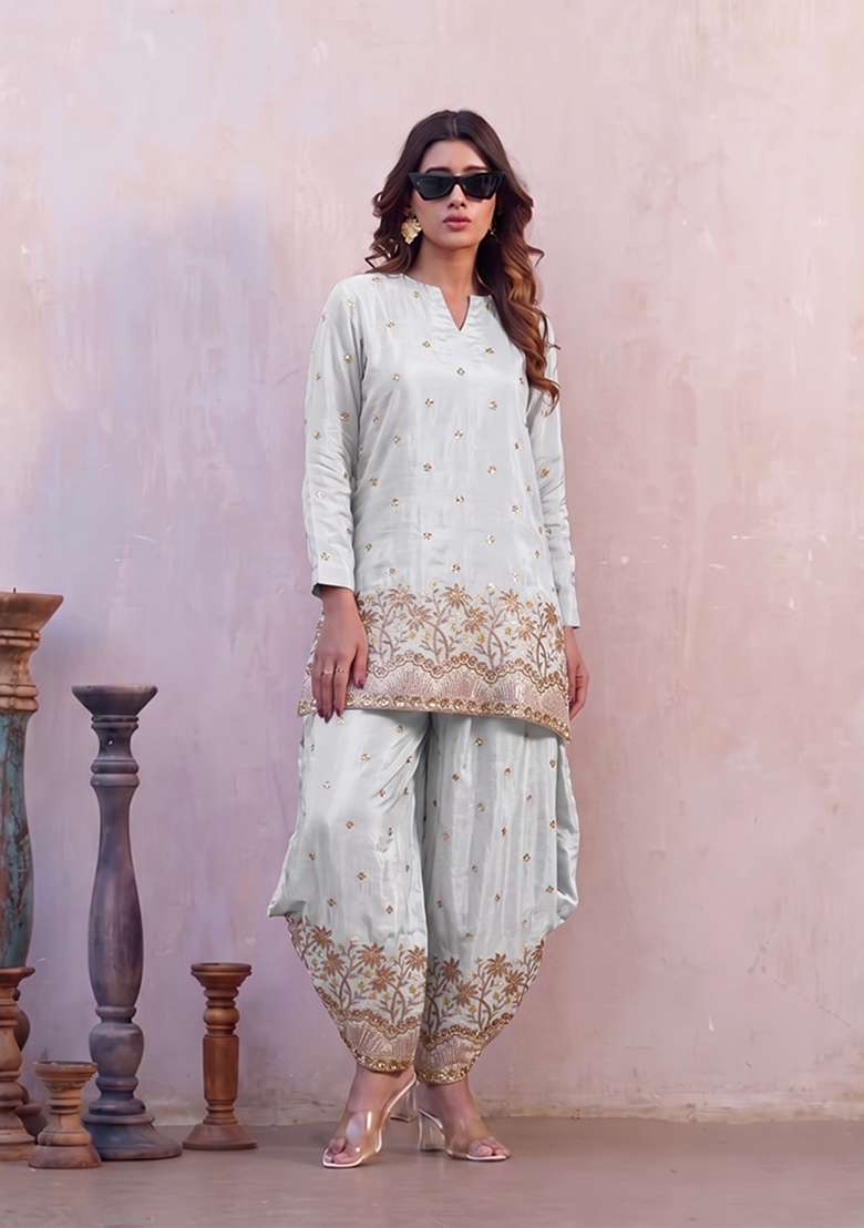 Mint Embroidered Crepe Kurta Set - Indya