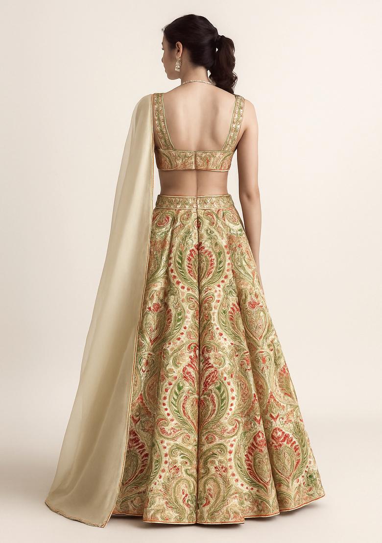 Fabric Lookng Brocade?? In All 3