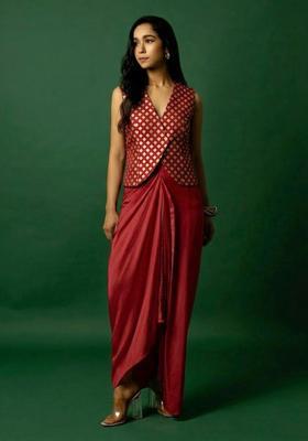 Maroon Jacquard Silk Fusion Set