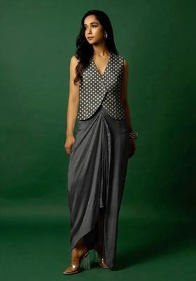Charcoal Grey Jacquard Silk Fusion Set