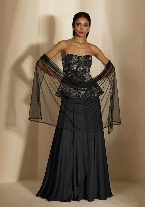 Jet Black Embroidered Net Fusion Set