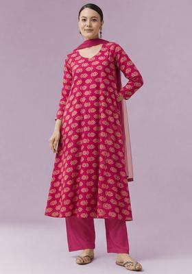 Pink Poly Blend Printed Anarkali Set