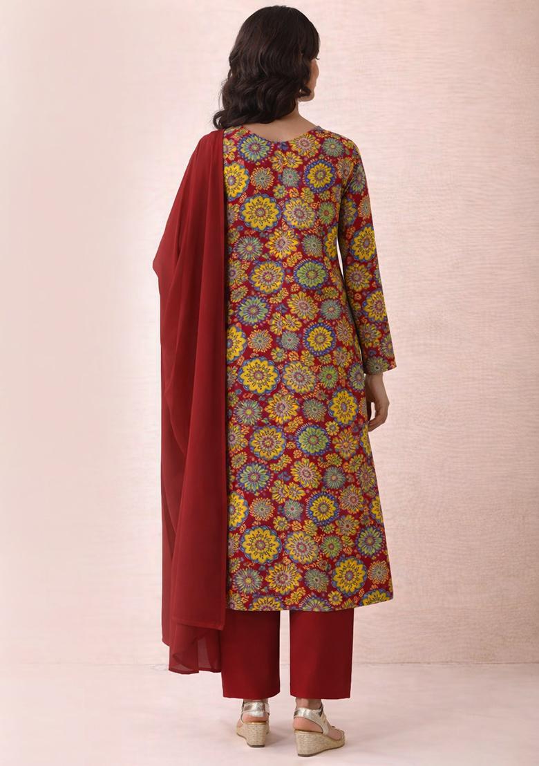 Red Floral Print Crepe Straight Kurta Set - Indya