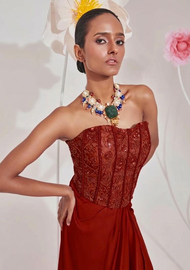 Red Hand Work Chinon Fusion Set - Indya